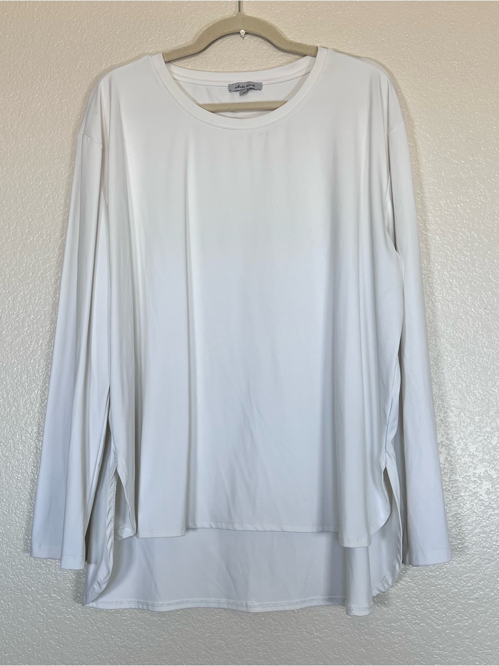 Long sleeve white top, size 3X